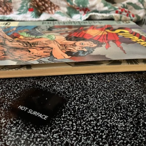 3 Vintage Superman Comics & 1 Grafic Novel - Picture 15 of 16